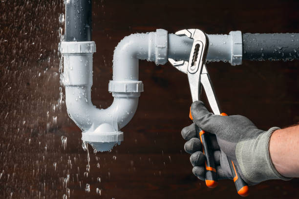 Professional Drain Cleaning technician working in Joaquin, TX